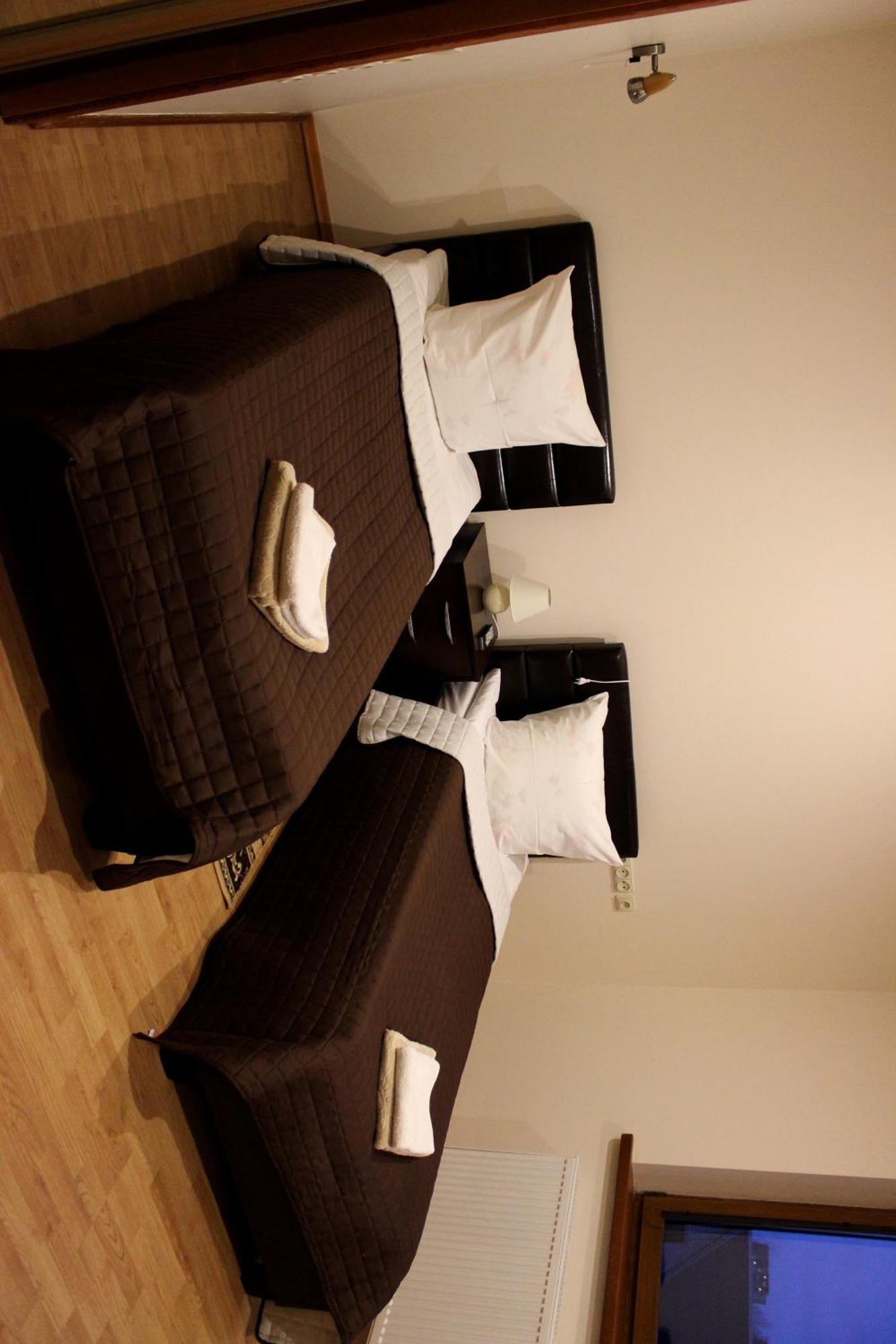 Vidu Guest House Утена Экстерьер фото